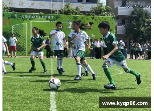华夏幸福21号球员：青春飞扬与足球梦想